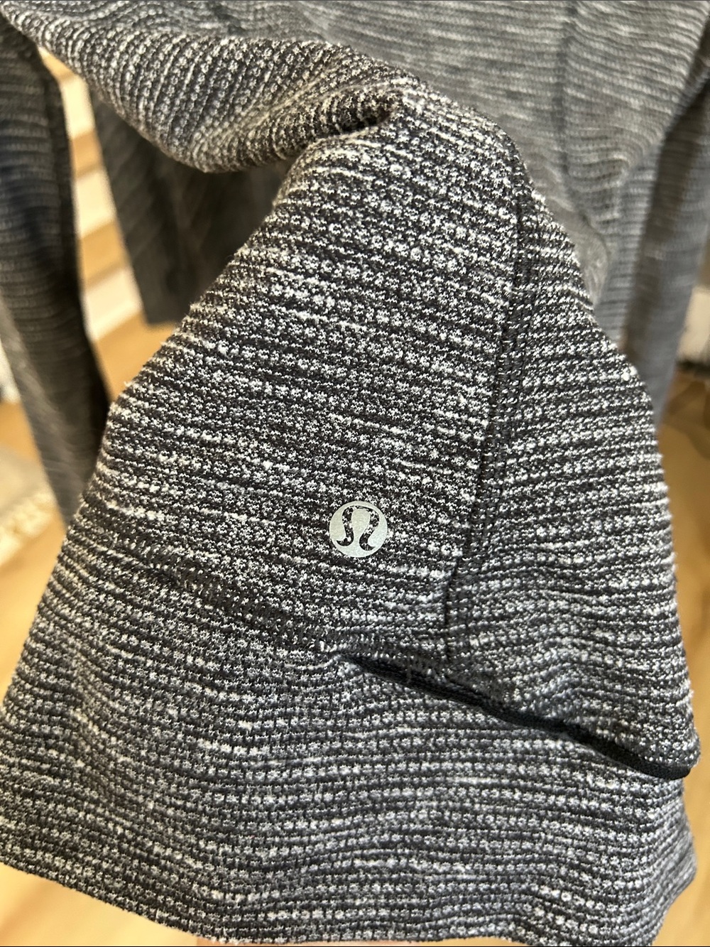 Lululemon Quarter Zip. Size 6. PTP 16.5” - Picture 4 of 4
